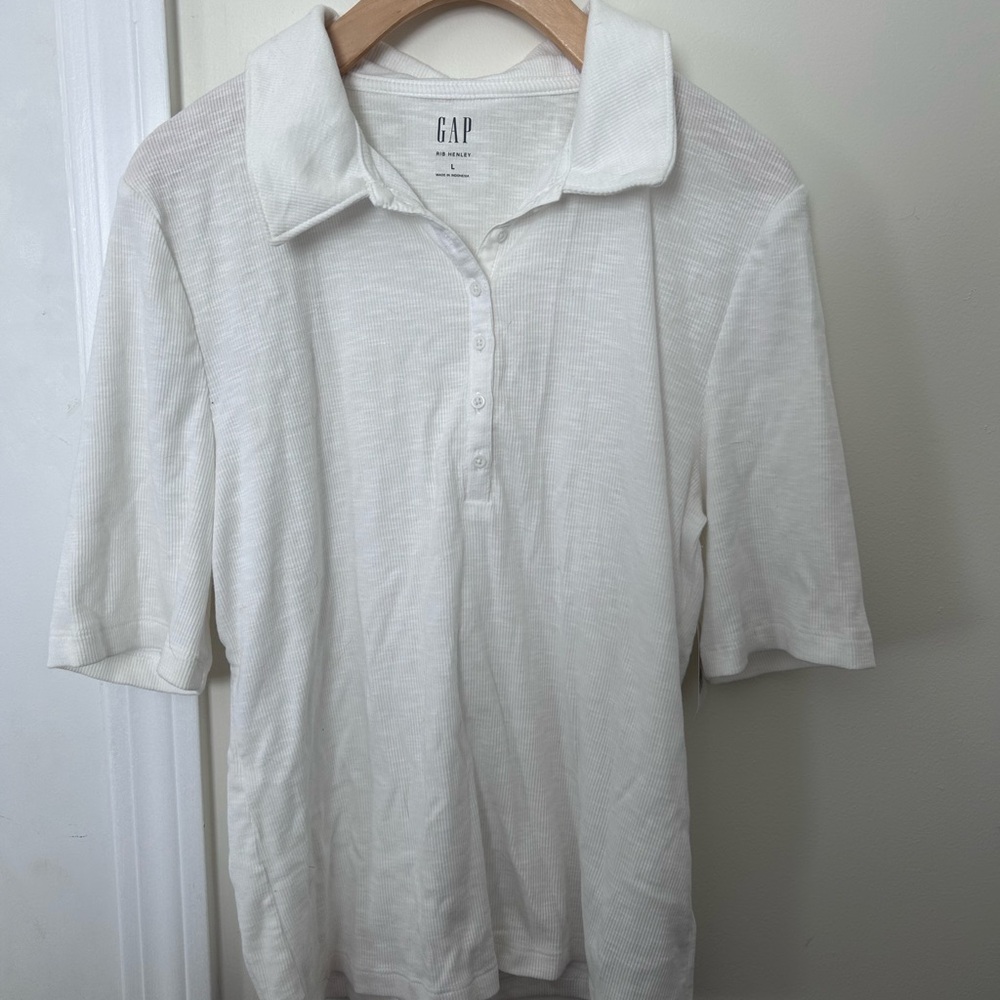 GAP Ribbed White Henley Shirt